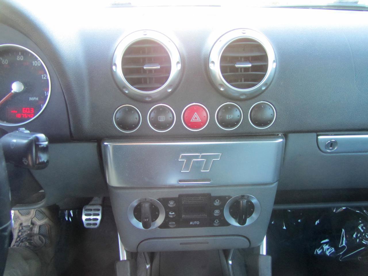 Used 2004 Audi TT 1.8T AWD/4WD image 14
