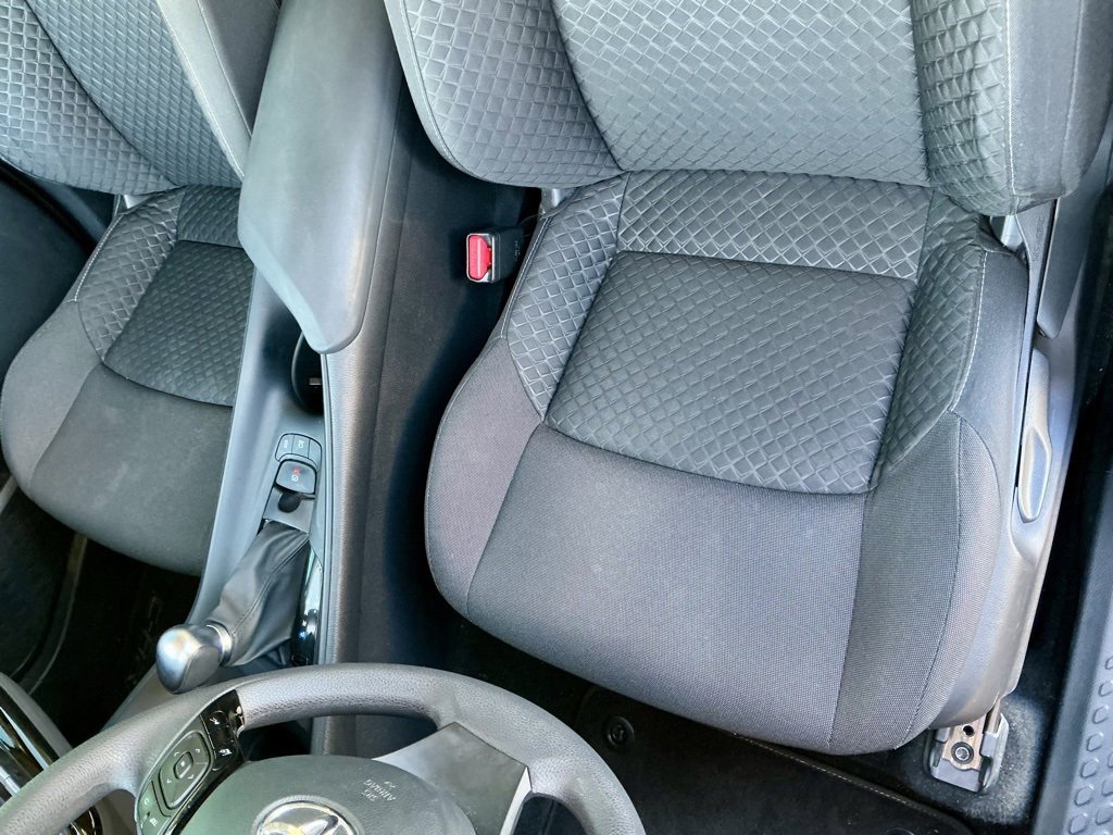 Used 2021 Toyota C-HR LE image 36