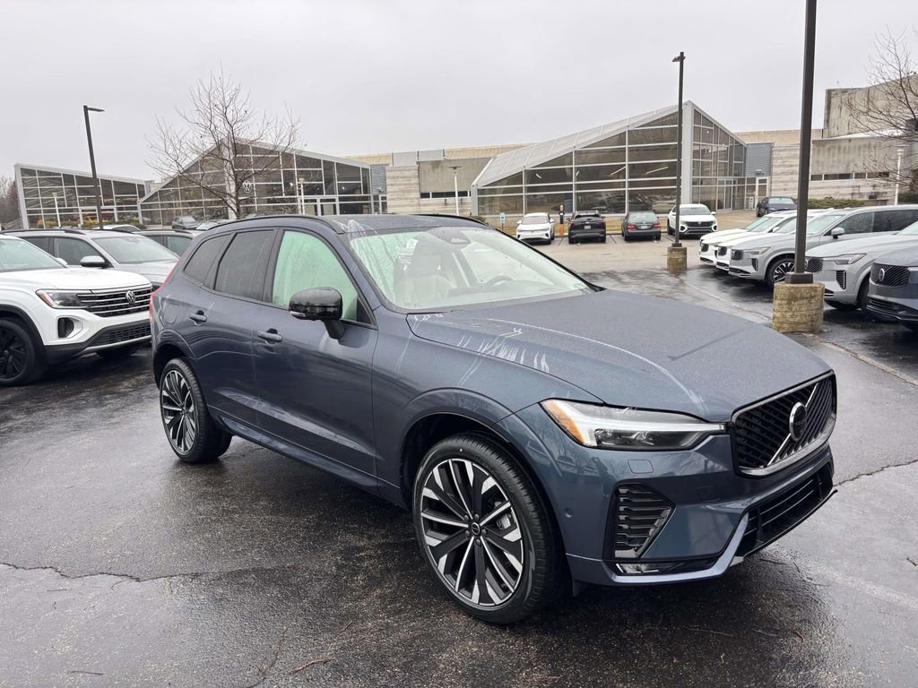New 2026 Volvo XC60 B5 Ultra w/ Protection Package Premier