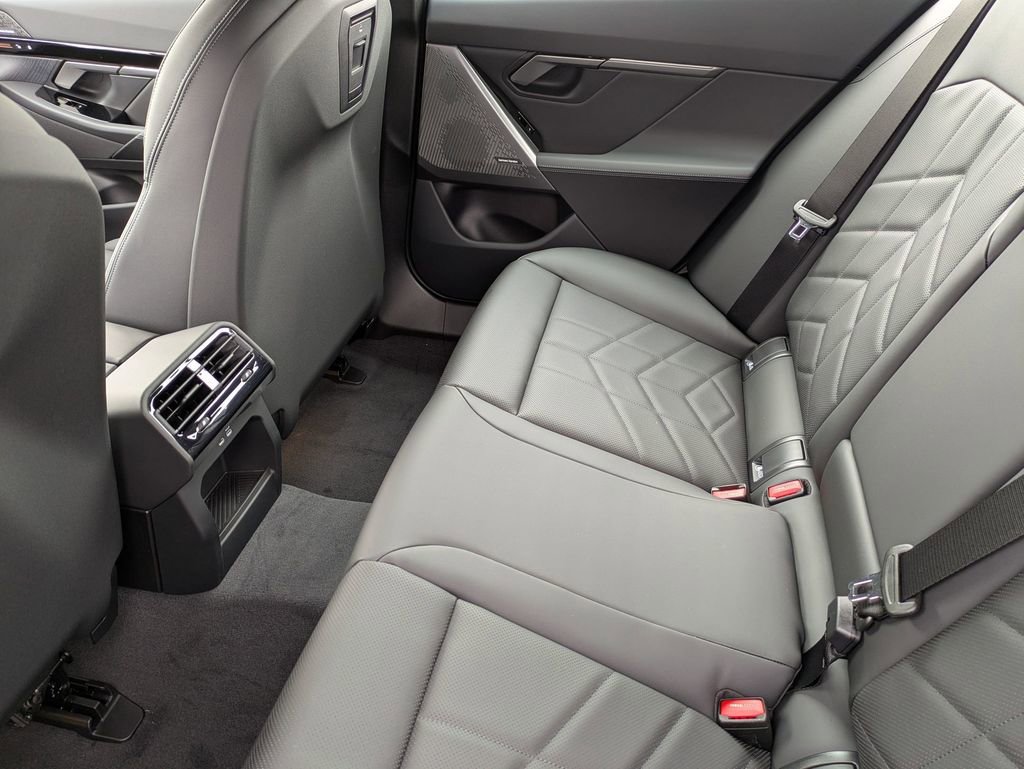 New 2026 BMW 530i xDrive w/ M Sport Package image 30