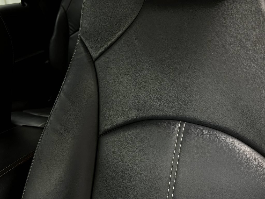 Used 2016 Chevrolet Traverse LT FWD image 19
