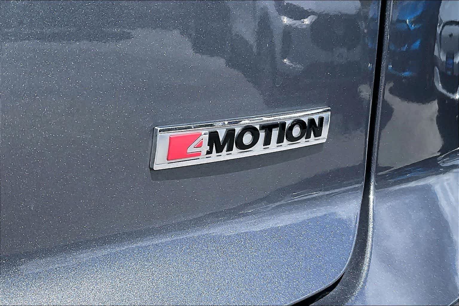 Used 2022 Volkswagen Atlas Cross Sport SE AWD/4WD image 7