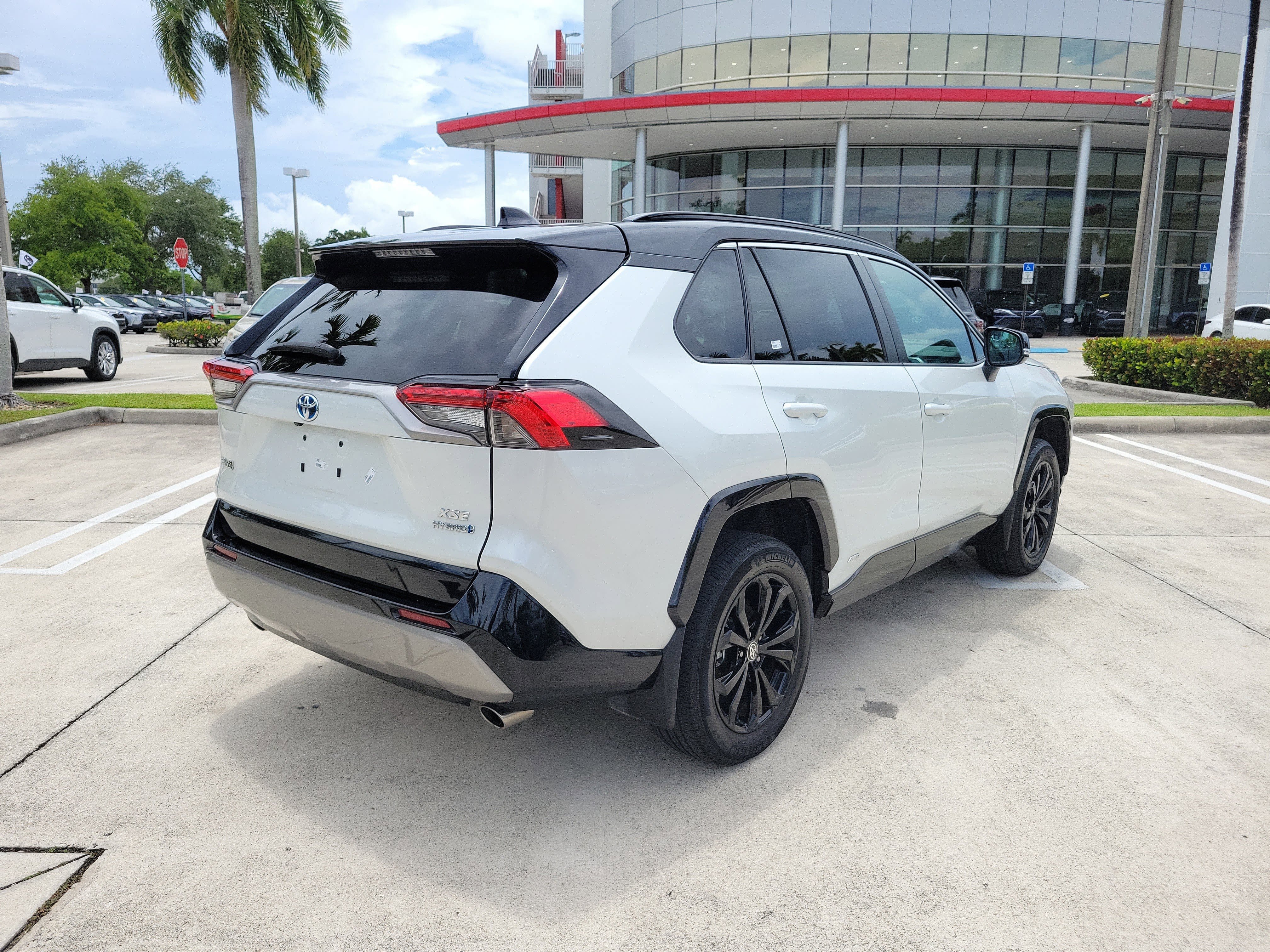 Certified 2024 Toyota RAV4 XSE AWD/4WD image 7