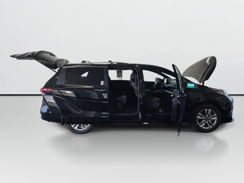 New 2026 Toyota Sienna Limited AWD/4WD image 9