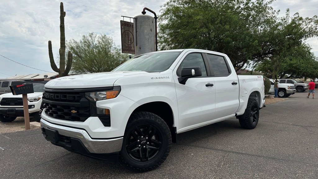 Used 2023 Chevrolet Silverado 1500 LS w/ WT Value Package image 1