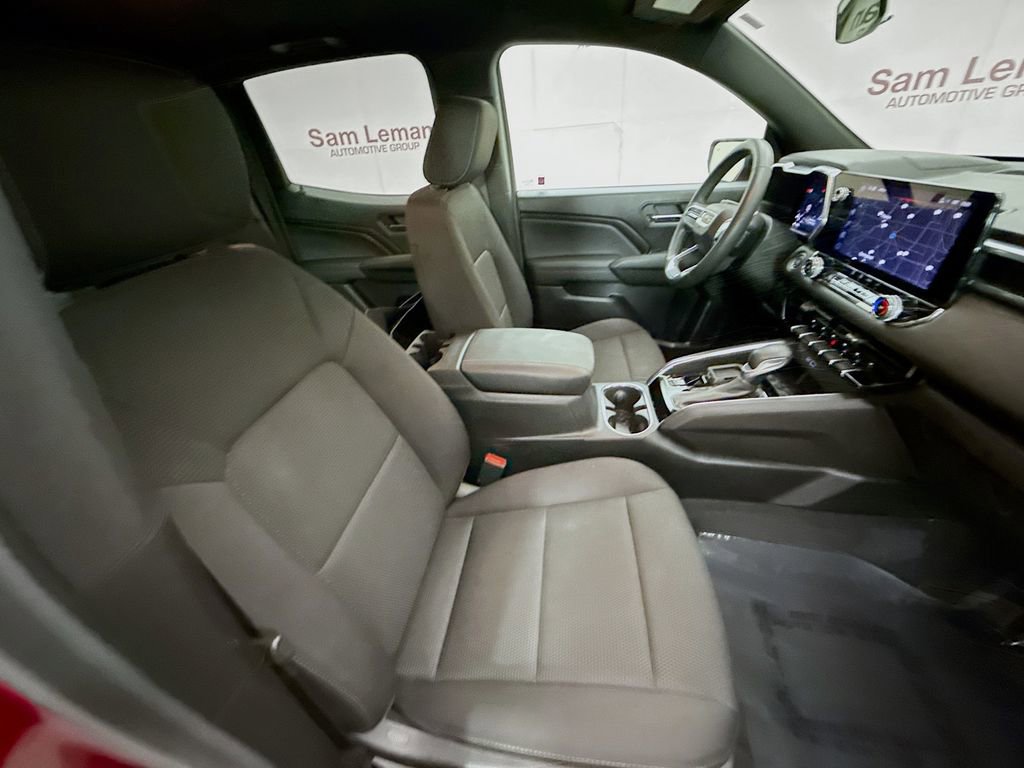 Used 2025 GMC Canyon Elevation image 27