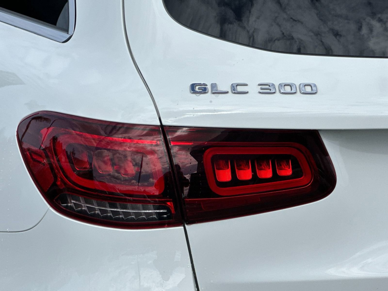 Certified 2022 Mercedes-Benz GLC 300 image 32