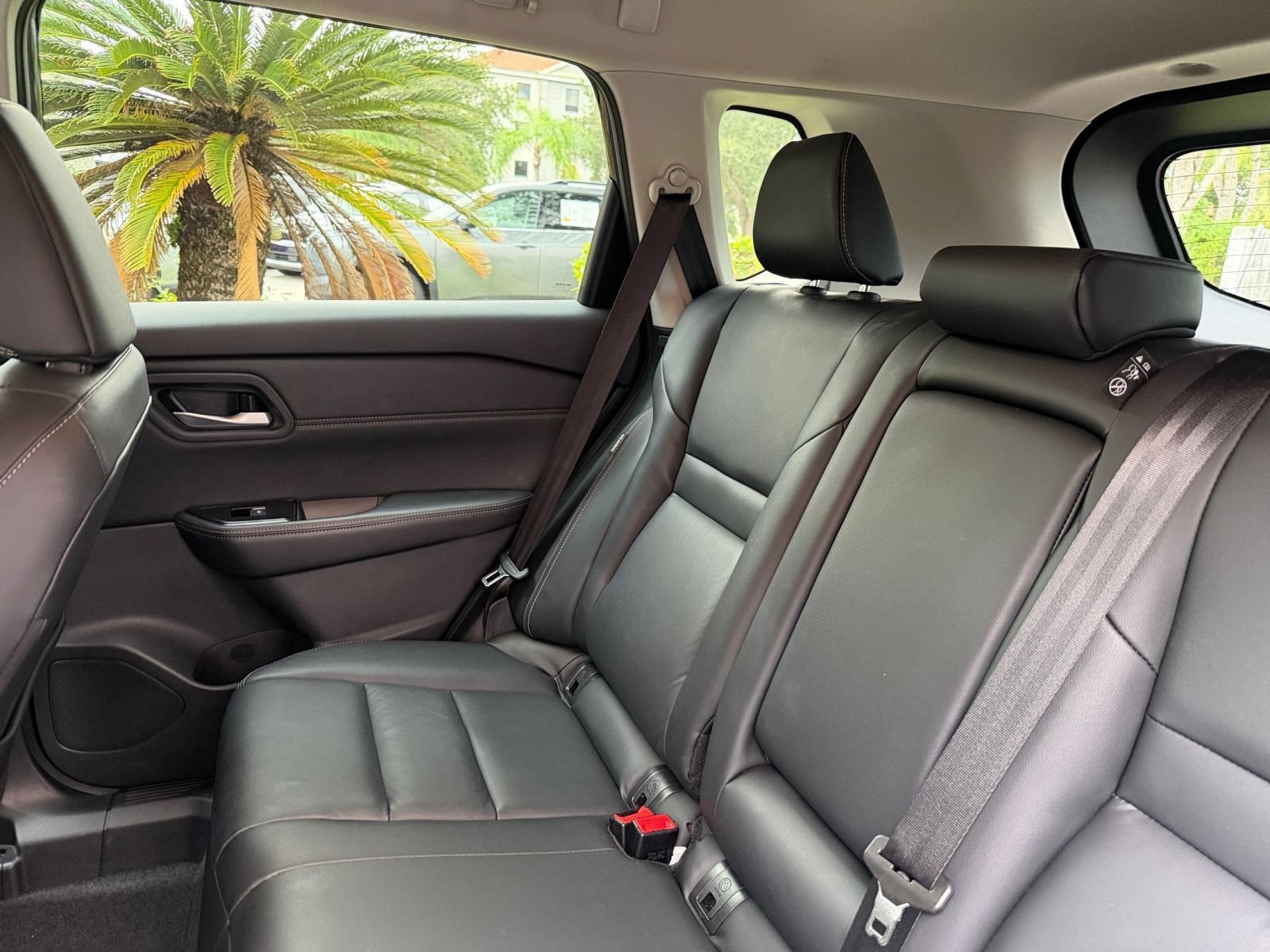 Used 2026 Nissan Rogue SL FWD image 34