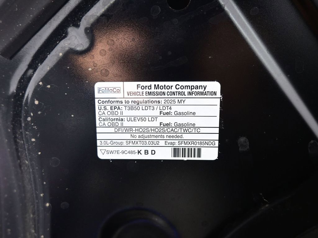 Used 2025 Ford Explorer ST image 27