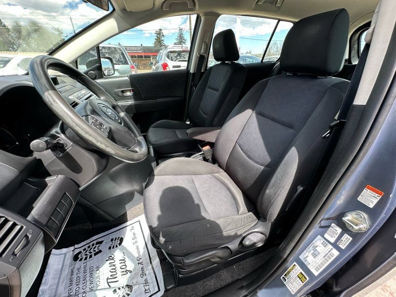 Used 2010 MAZDA MAZDA5 Sport FWD image 10