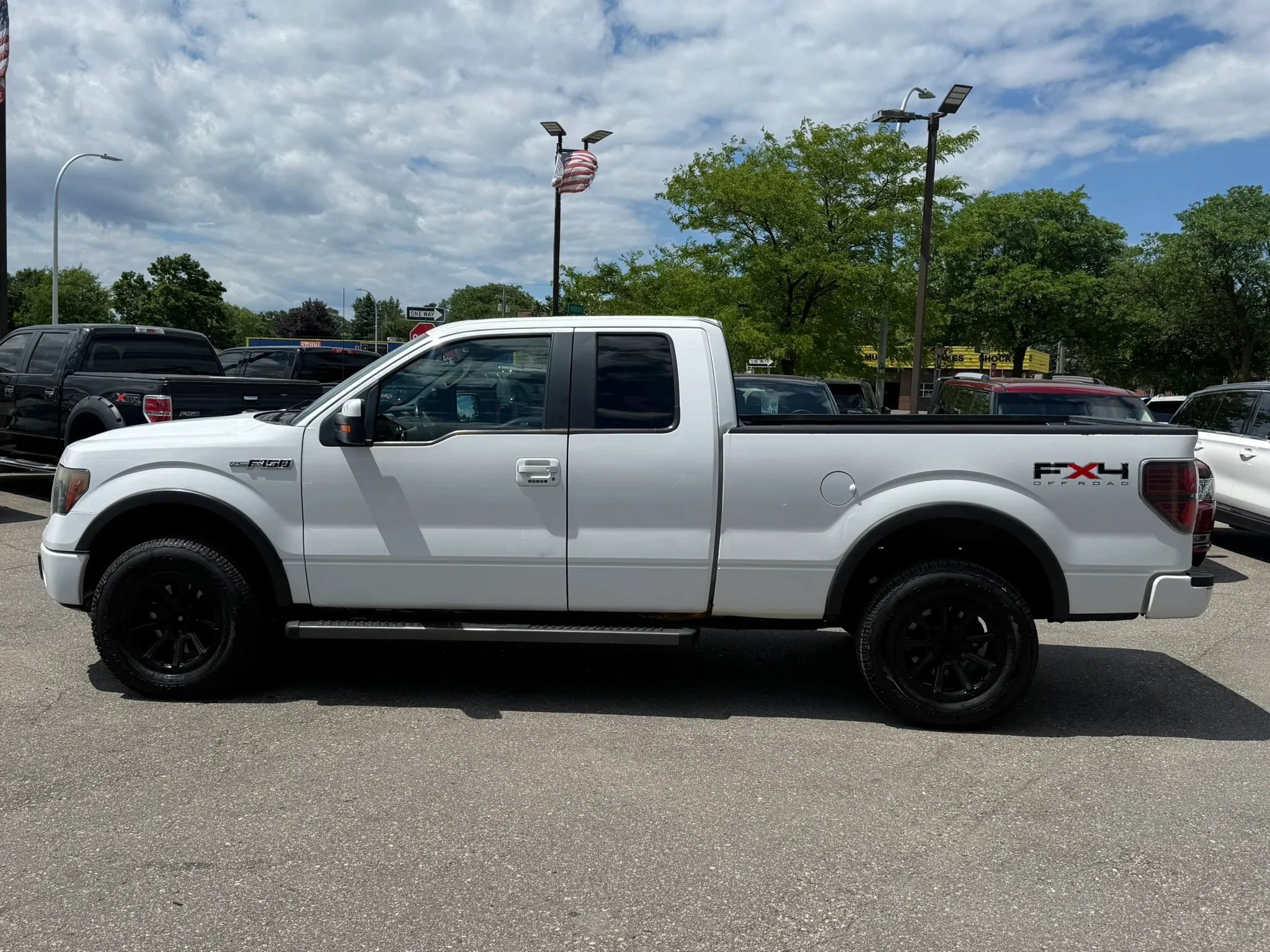 Used 2011 Ford F150 FX4 w/ FX Luxury Pkg AWD/4WD image 8