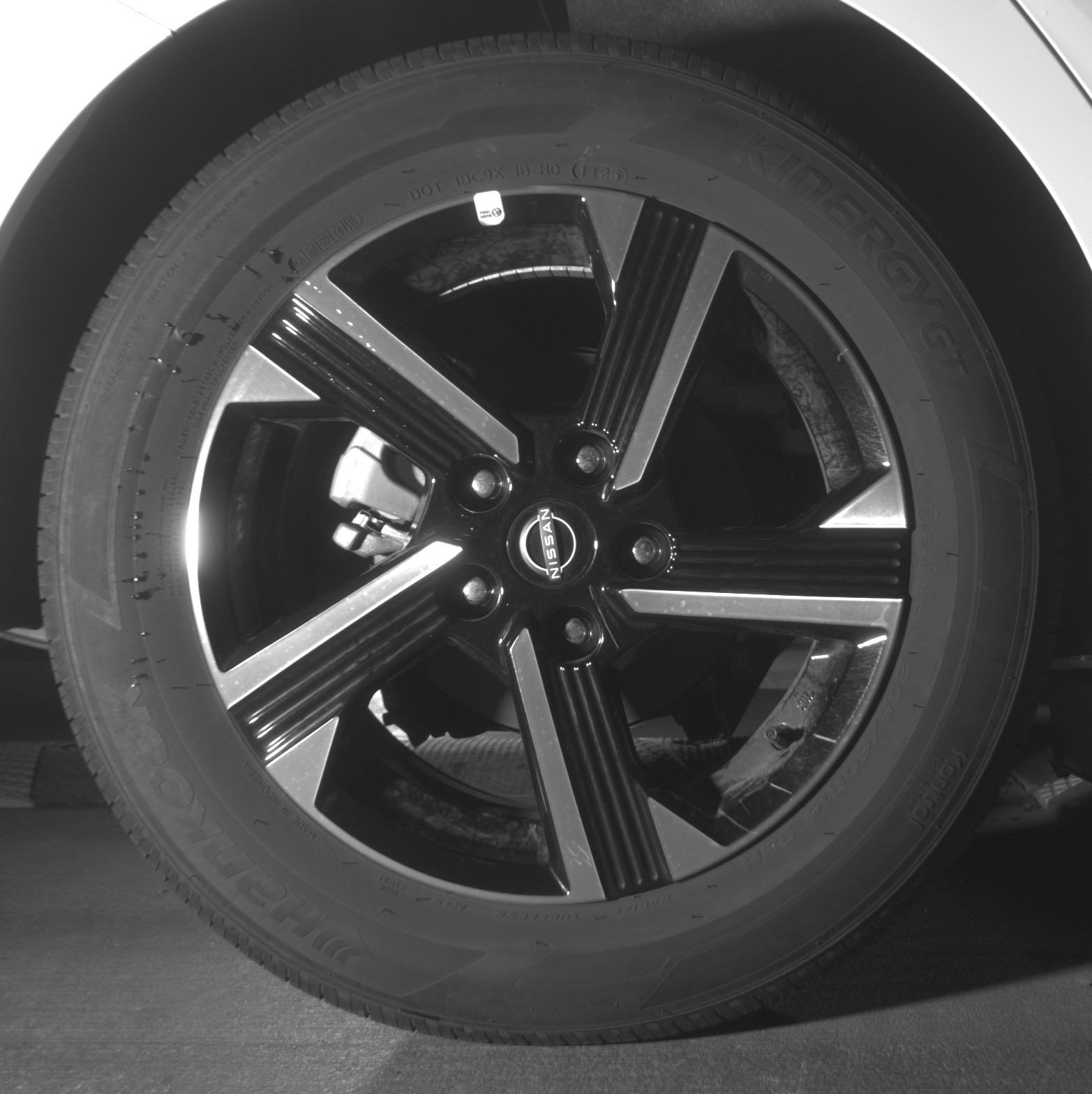Used 2025 Nissan Sentra SV FWD image 15