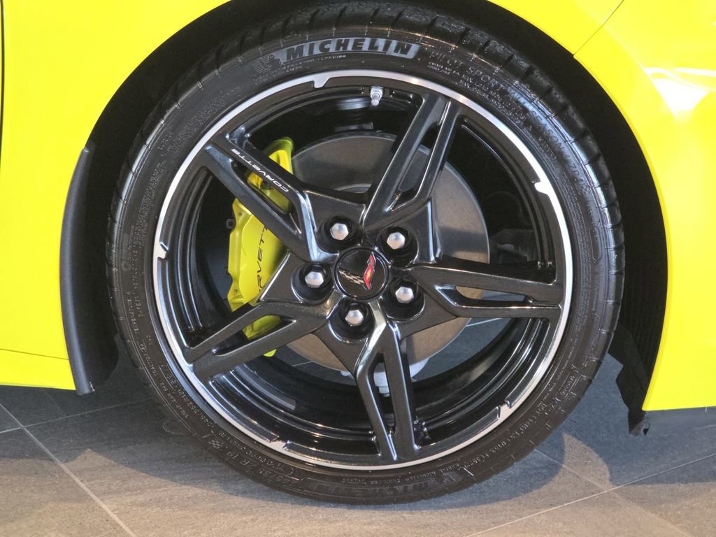 Used 2023 Chevrolet Corvette Stingray Coupe w/ 1LT image 17