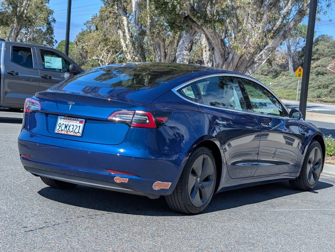Used 2019 Tesla Model 3 Mid Range image 13