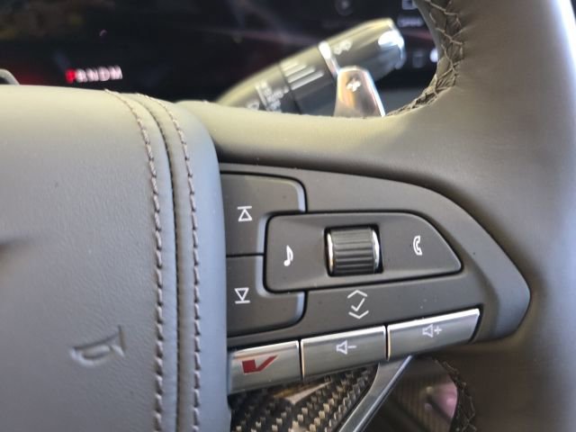 Used 2025 Cadillac CT5 V image 21
