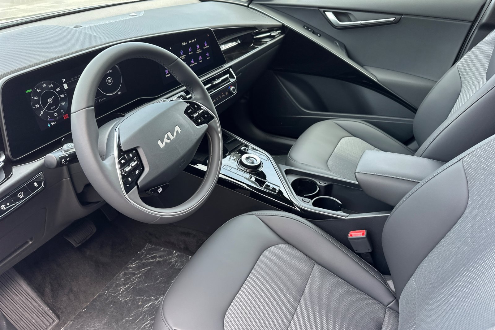 New 2026 Kia Niro Wind FWD image 10