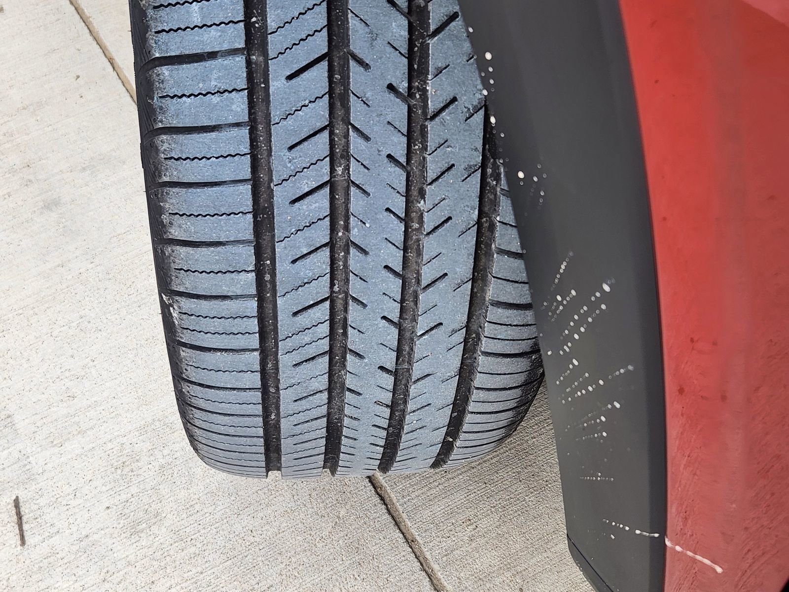 Used 2024 Chevrolet Trax RS FWD image 12