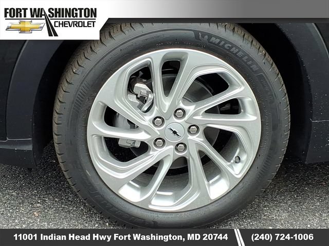 New 2027 Chevrolet Bolt LT w/ Comfort Package FWD image 5