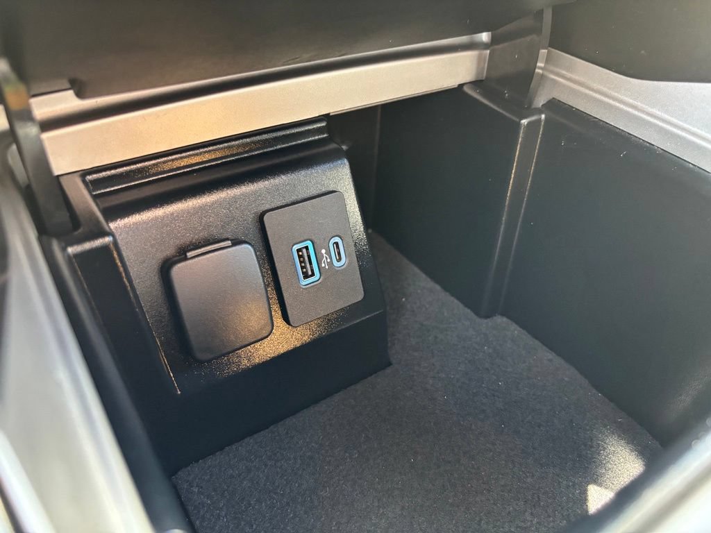 Used 2023 Ford Explorer ST w/ Equipment Group 401A AWD/4WD image 31