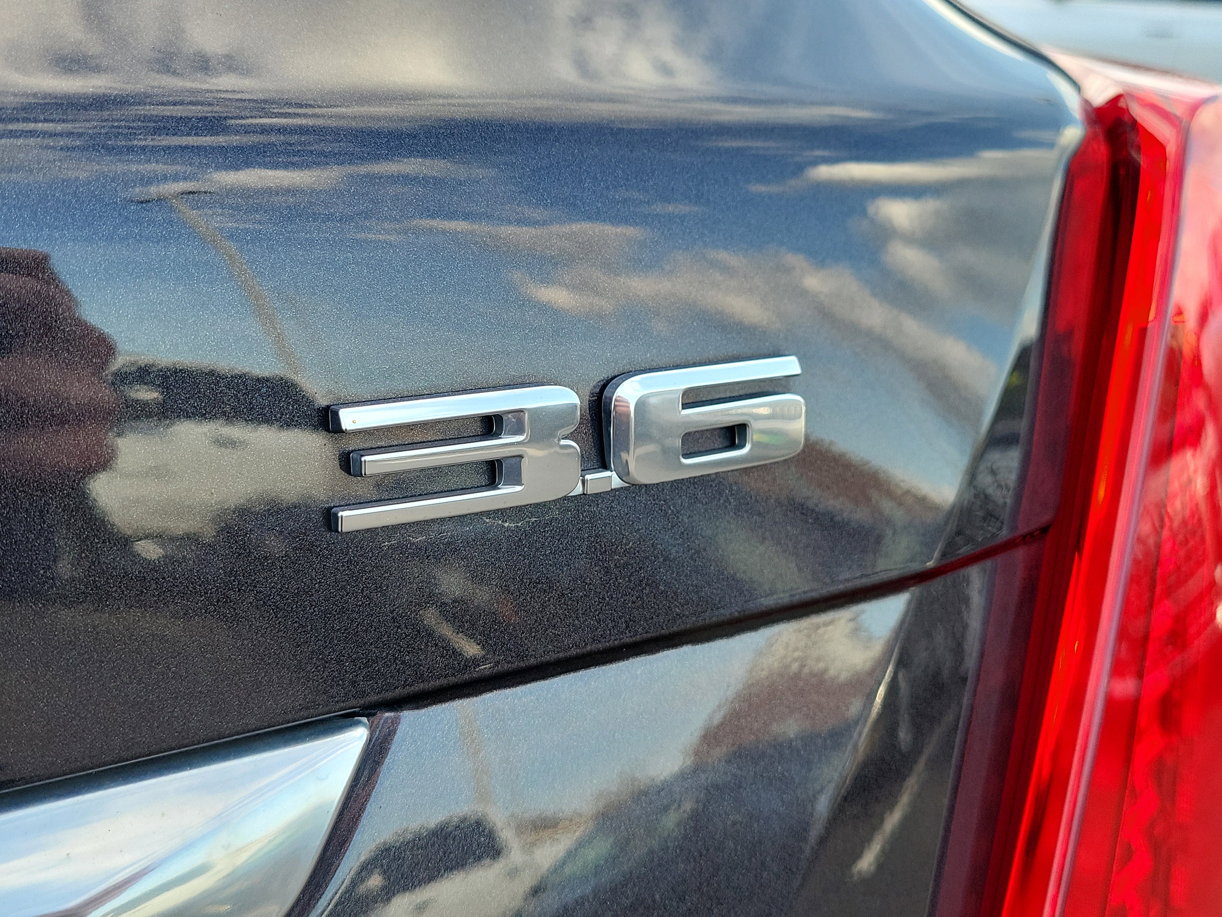 Used 2018 Cadillac XT5 FWD image 7