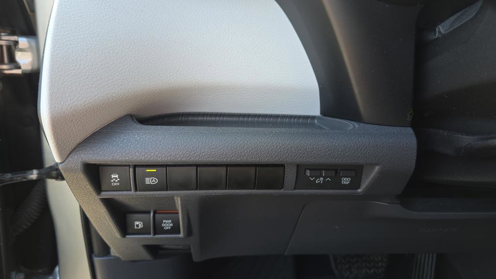 Used 2021 Toyota Sienna XSE image 22