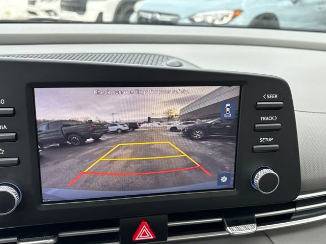 Used 2023 Hyundai Elantra SEL image 14