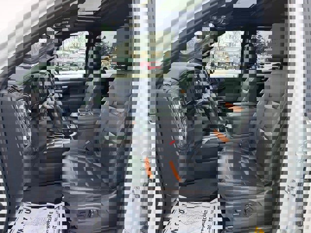 Used 2021 GMC Sierra 2500 AT4 w/ AT4 Premium Plus Package image 12