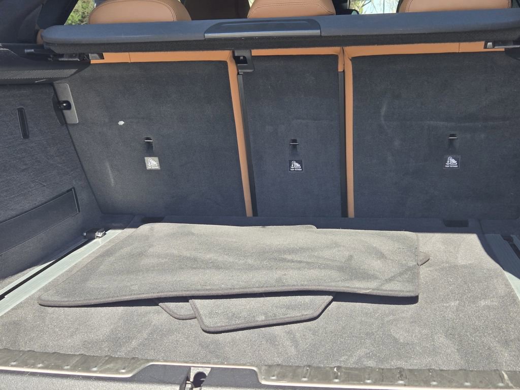 Used 2018 BMW X6 xDrive50i w/ M Sport Package image 33