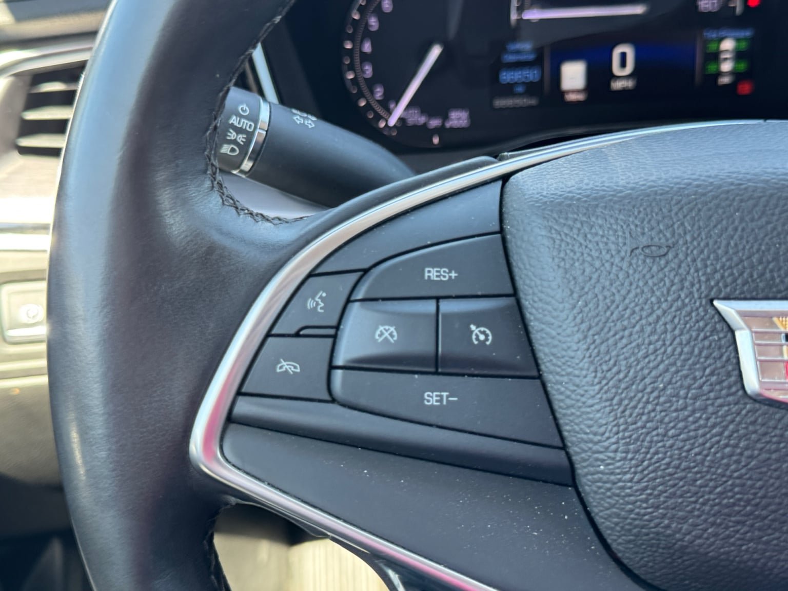 Used 2017 Cadillac XT5 Premium Luxury w/ Driver Assist Package FWD image 22