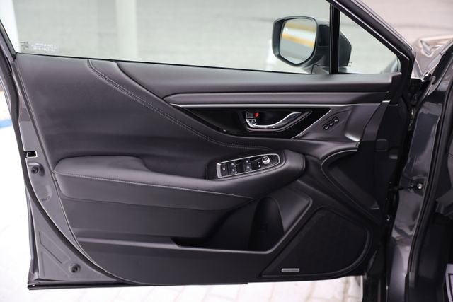 Certified 2025 Subaru Outback Limited image 15