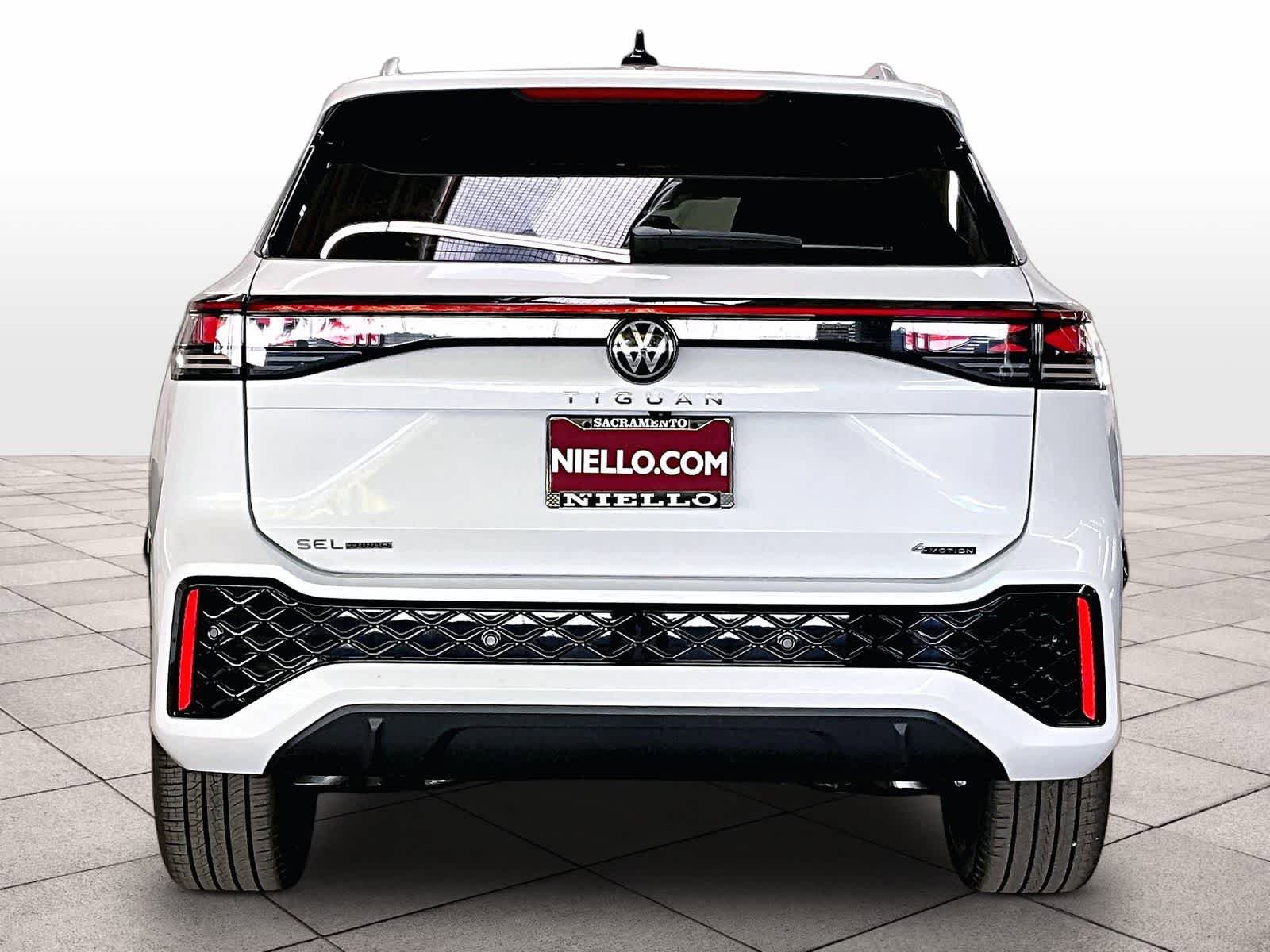 New 2026 Volkswagen Tiguan SEL R-Line AWD/4WD image 6