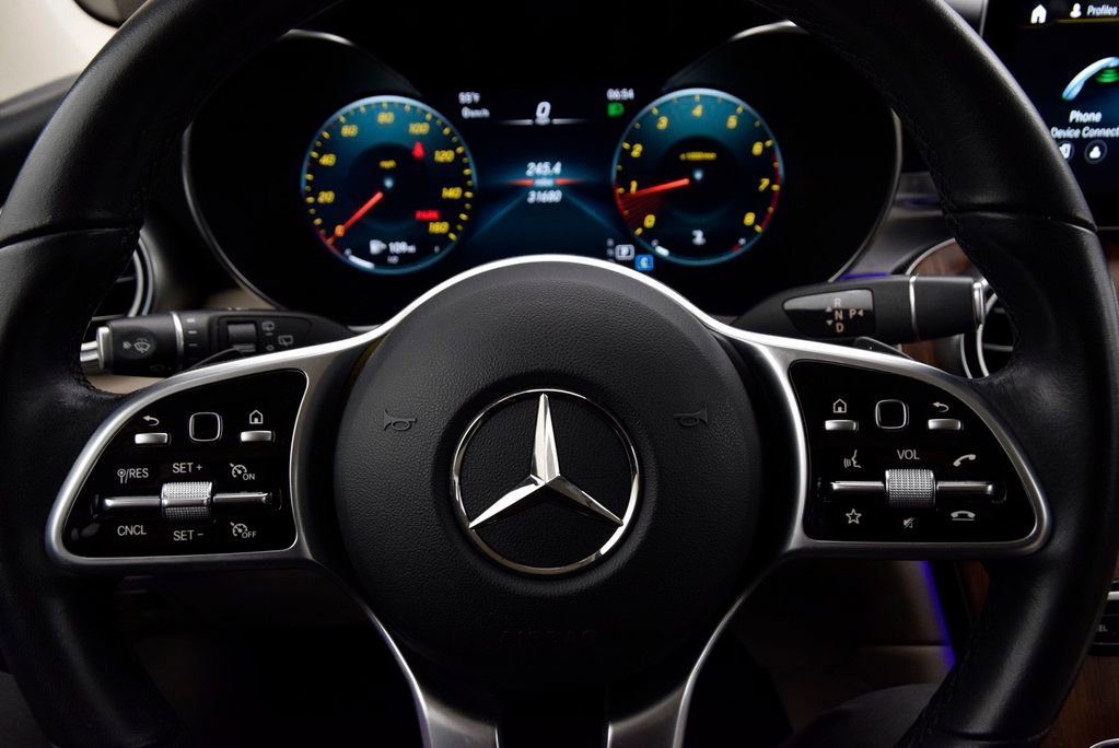 Used 2022 Mercedes-Benz GLC 300 image 22