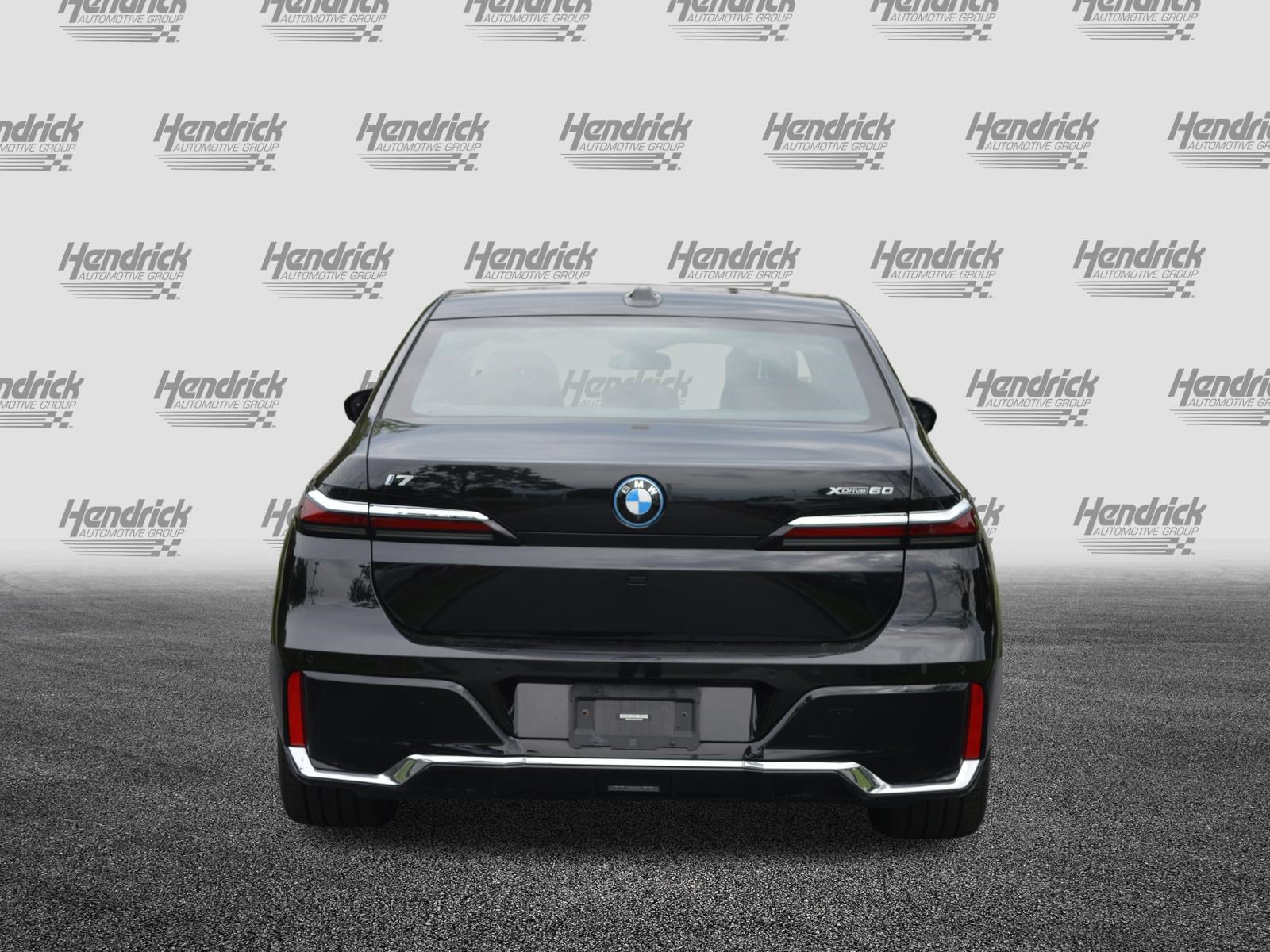 Certified 2023 BMW i7 xDrive60 w/ Executive Package 2 AWD/4WD image 10