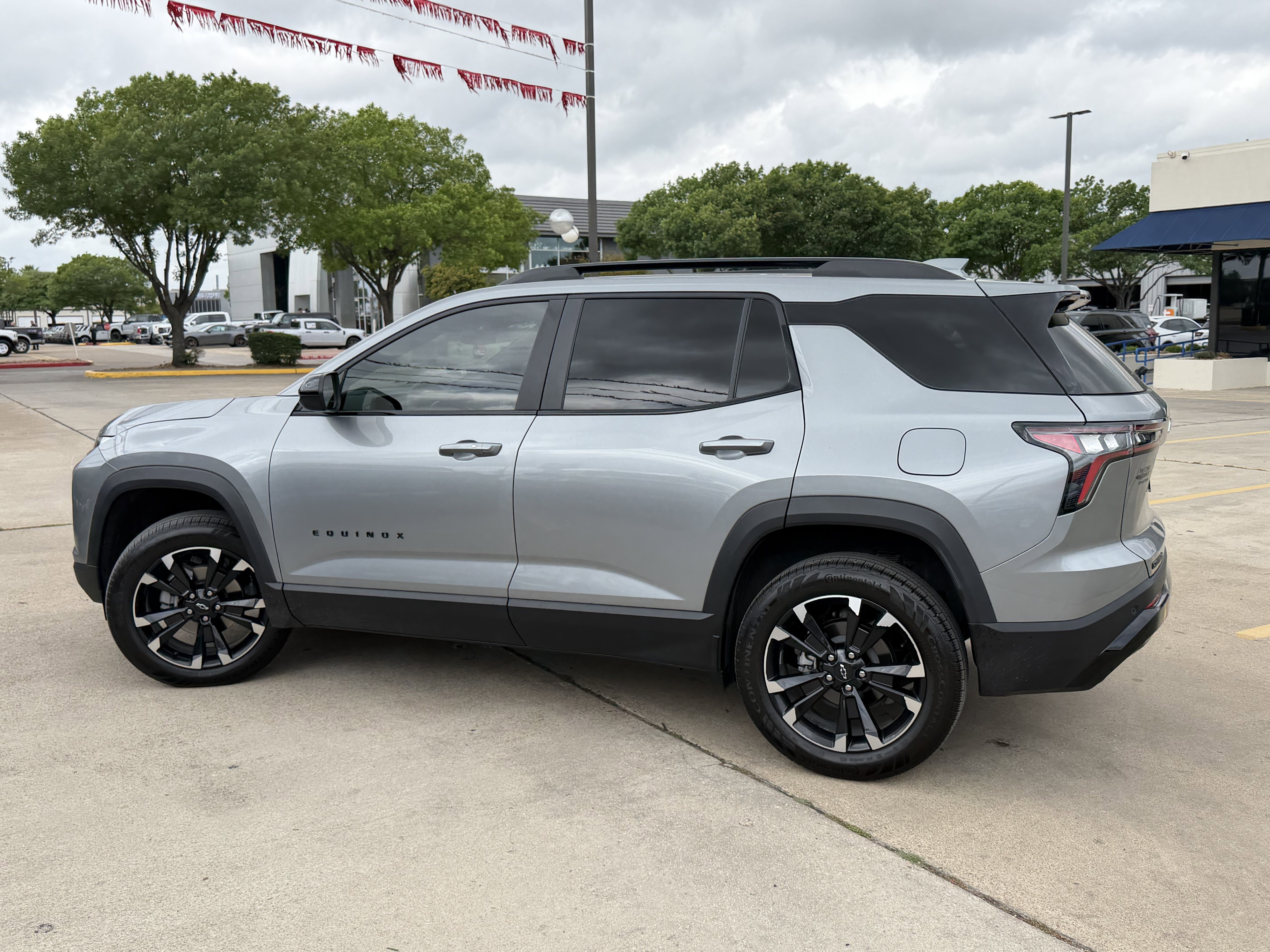 Used 2026 Chevrolet Equinox RS image 10