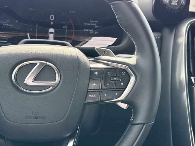 Certified 2025 Lexus LX 600 4WD w/ Appearance Package image 16