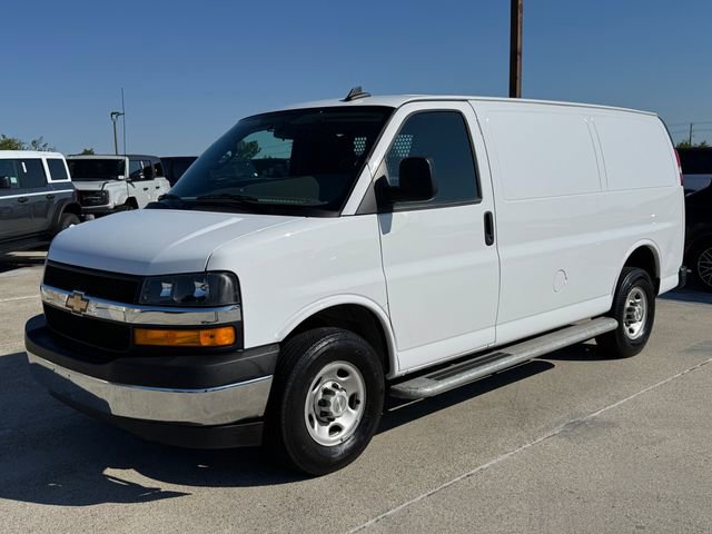 Used 2024 Chevrolet Express 2500 w/ Driver Convenience Package RWD image 11