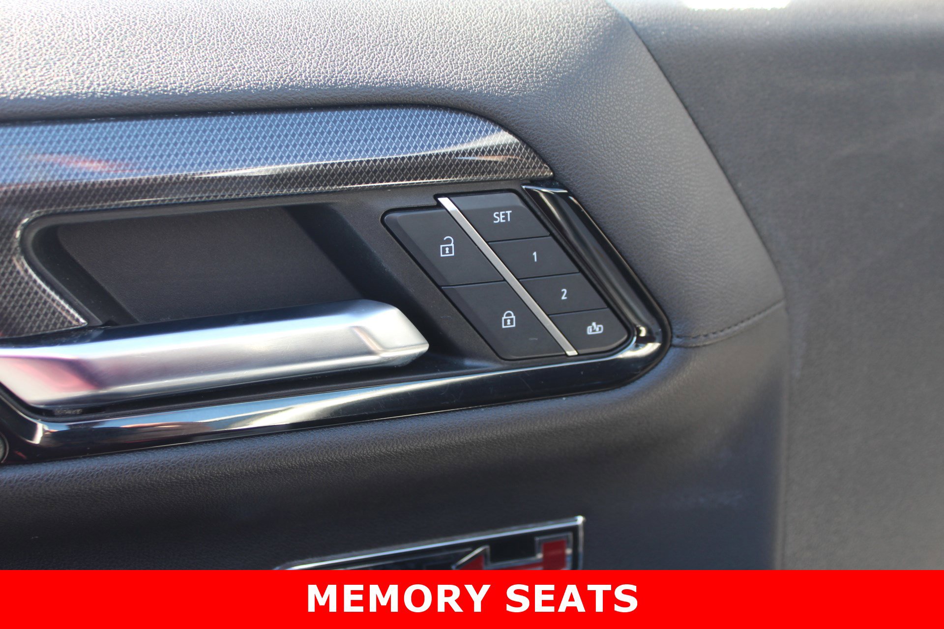 Used 2023 GMC Sierra 1500 AT4 w/ AT4 Premium Package image 15