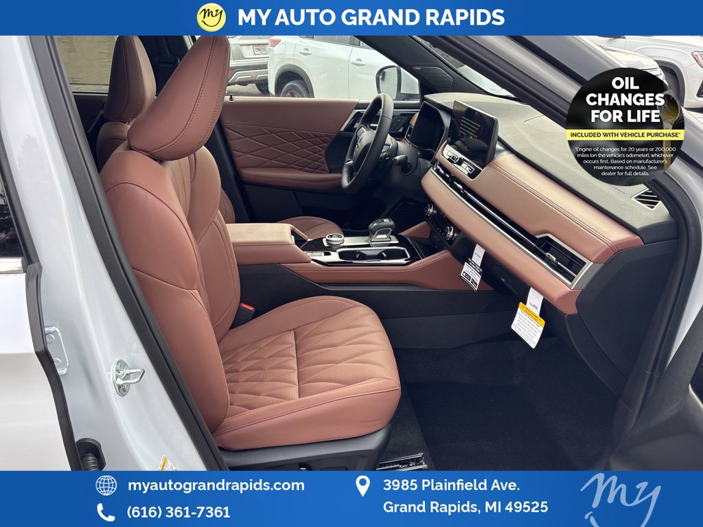 Used 2026 Mitsubishi Outlander SEL AWD/4WD image 17