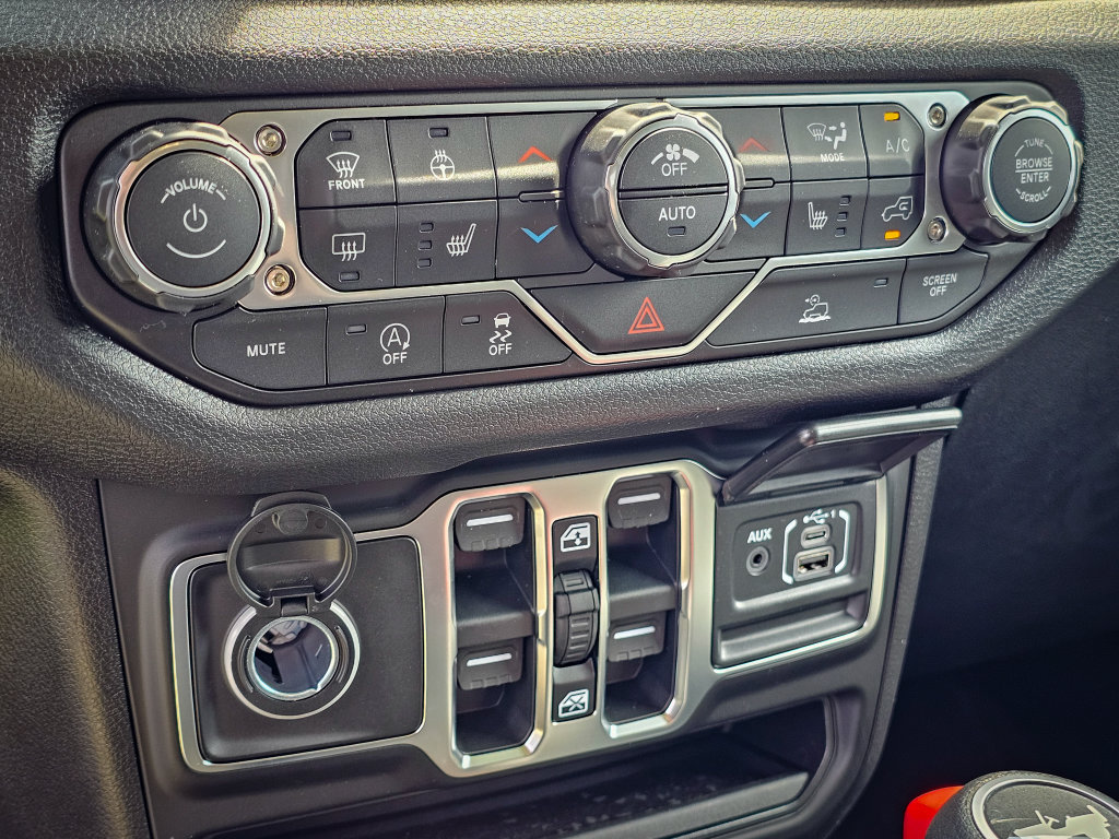 Used 2026 Jeep Wrangler Unlimited Sport AWD/4WD image 23