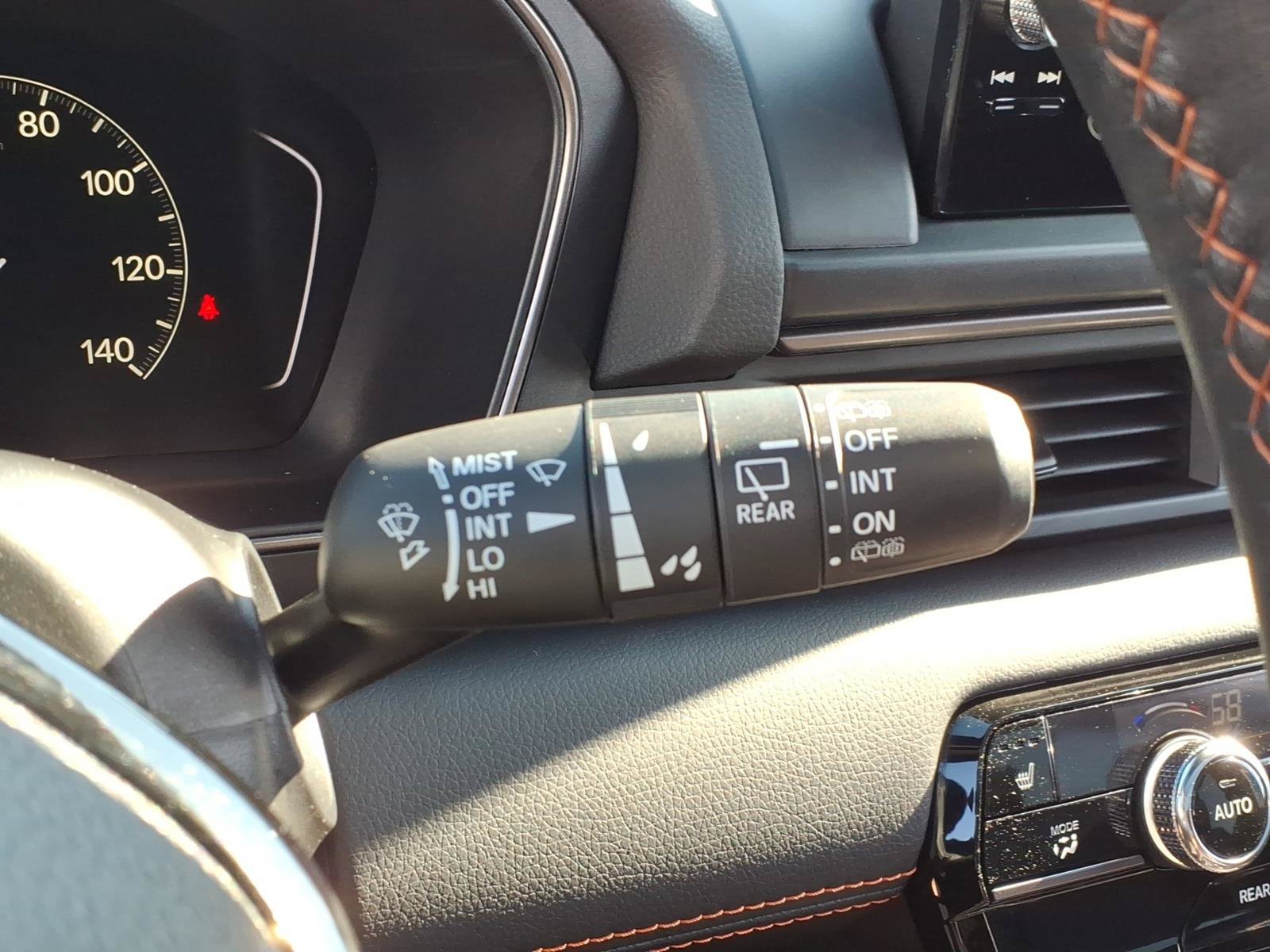 Certified 2024 Honda Pilot TrailSport image 31