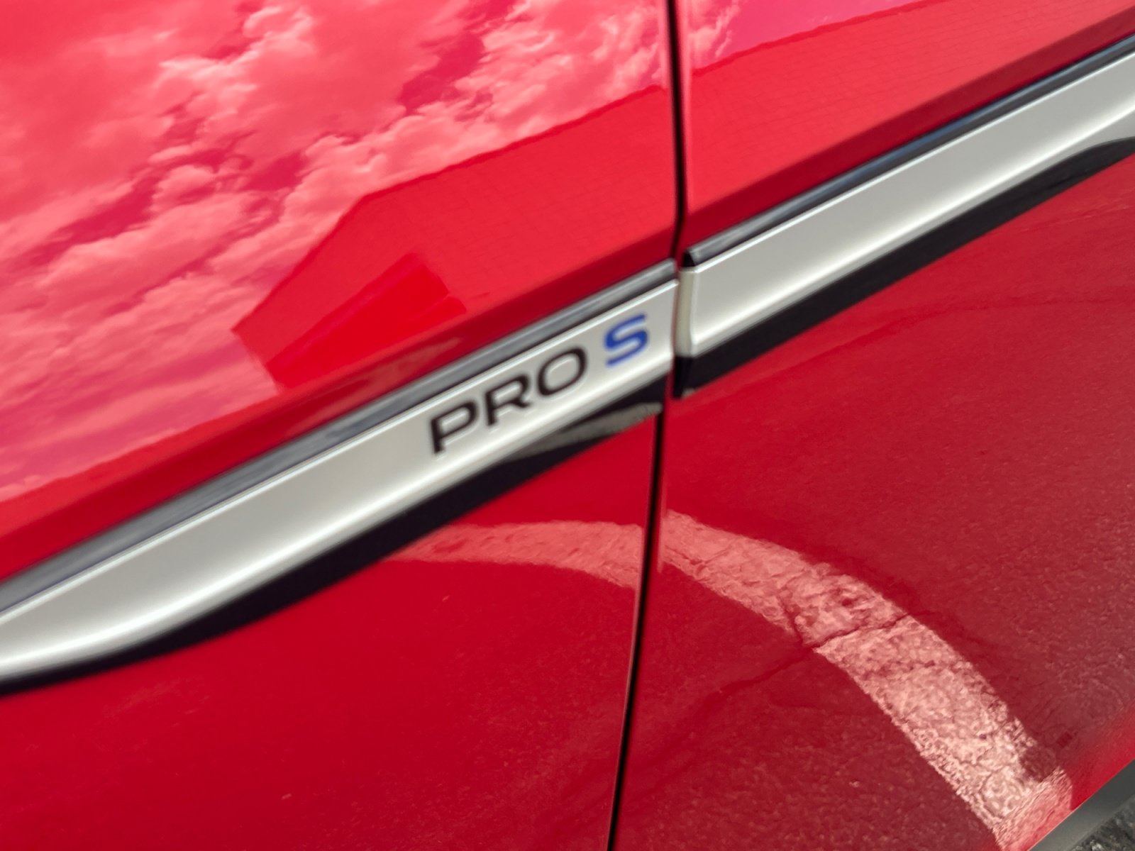Certified 2022 Volkswagen ID.4 Pro S RWD image 22