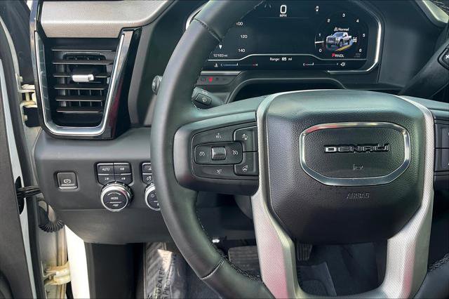 Used 2024 GMC Sierra 2500 Denali image 11