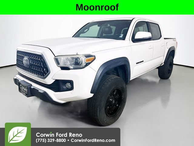 Used 2018 Toyota Tacoma TRD Off-Road AWD/4WD image 3