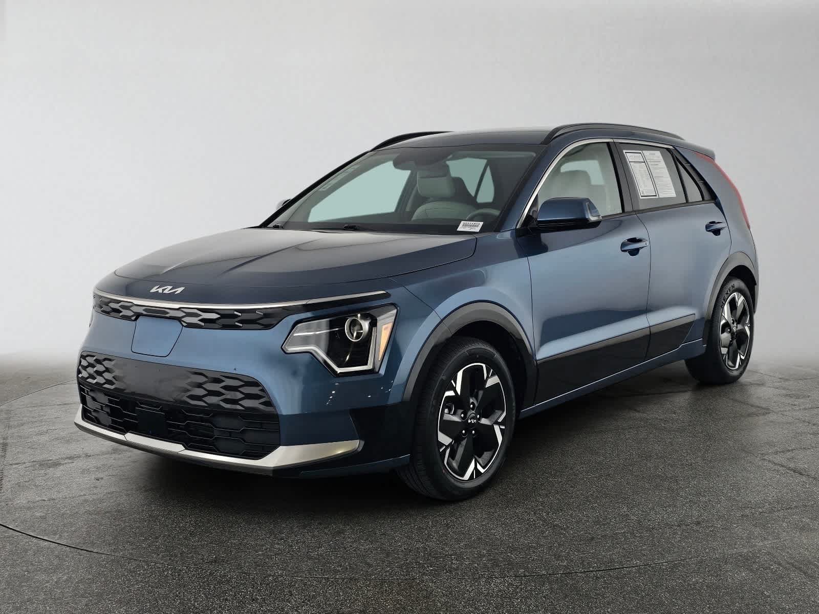 Used 2023 Kia Niro Wind w/ Wind Preserve Package FWD image 7