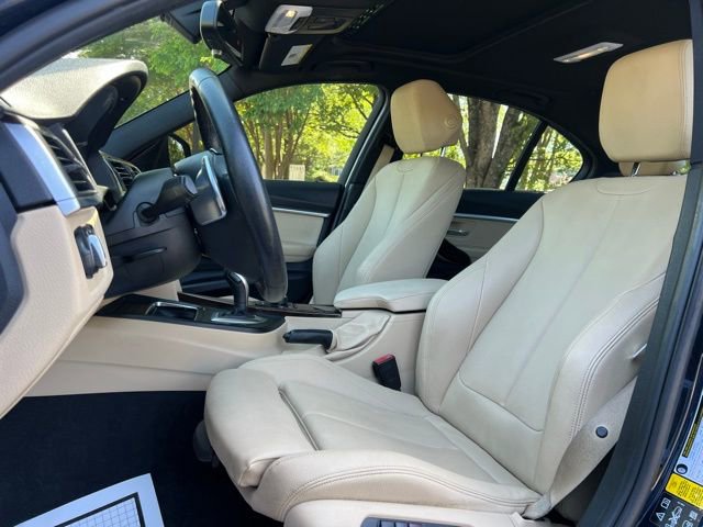 Used 2017 BMW 330i xDrive Sedan image 13