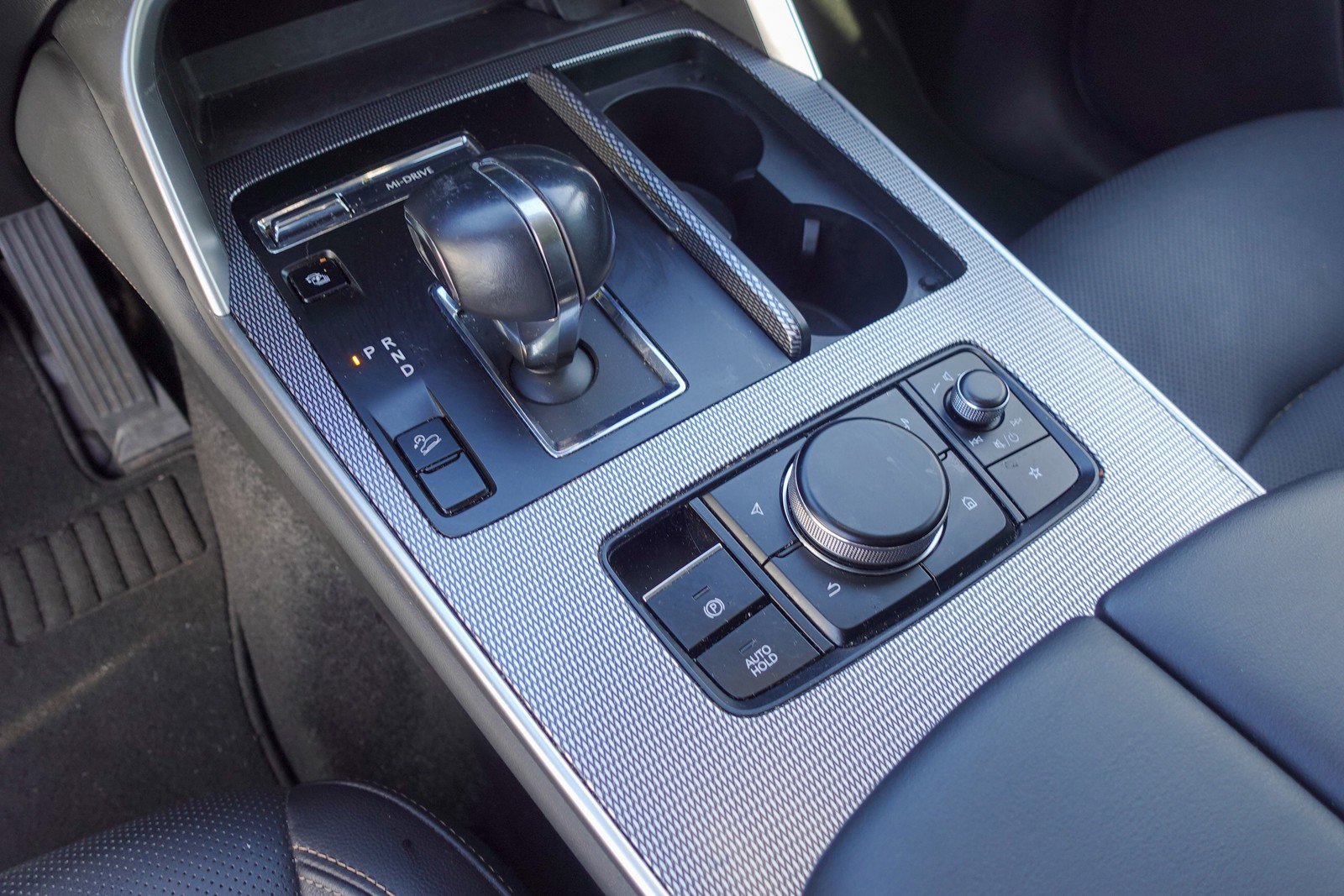 Certified 2024 MAZDA CX-90 Plug-In Hybrid w/ Preferred image 18