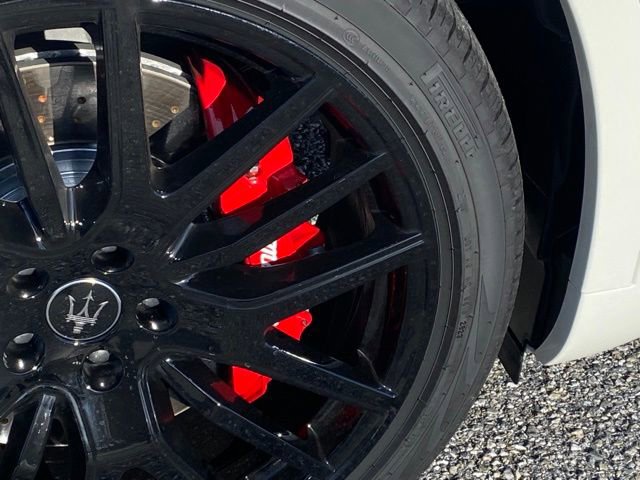 Used 2024 Maserati Levante Modena Ultima image 13