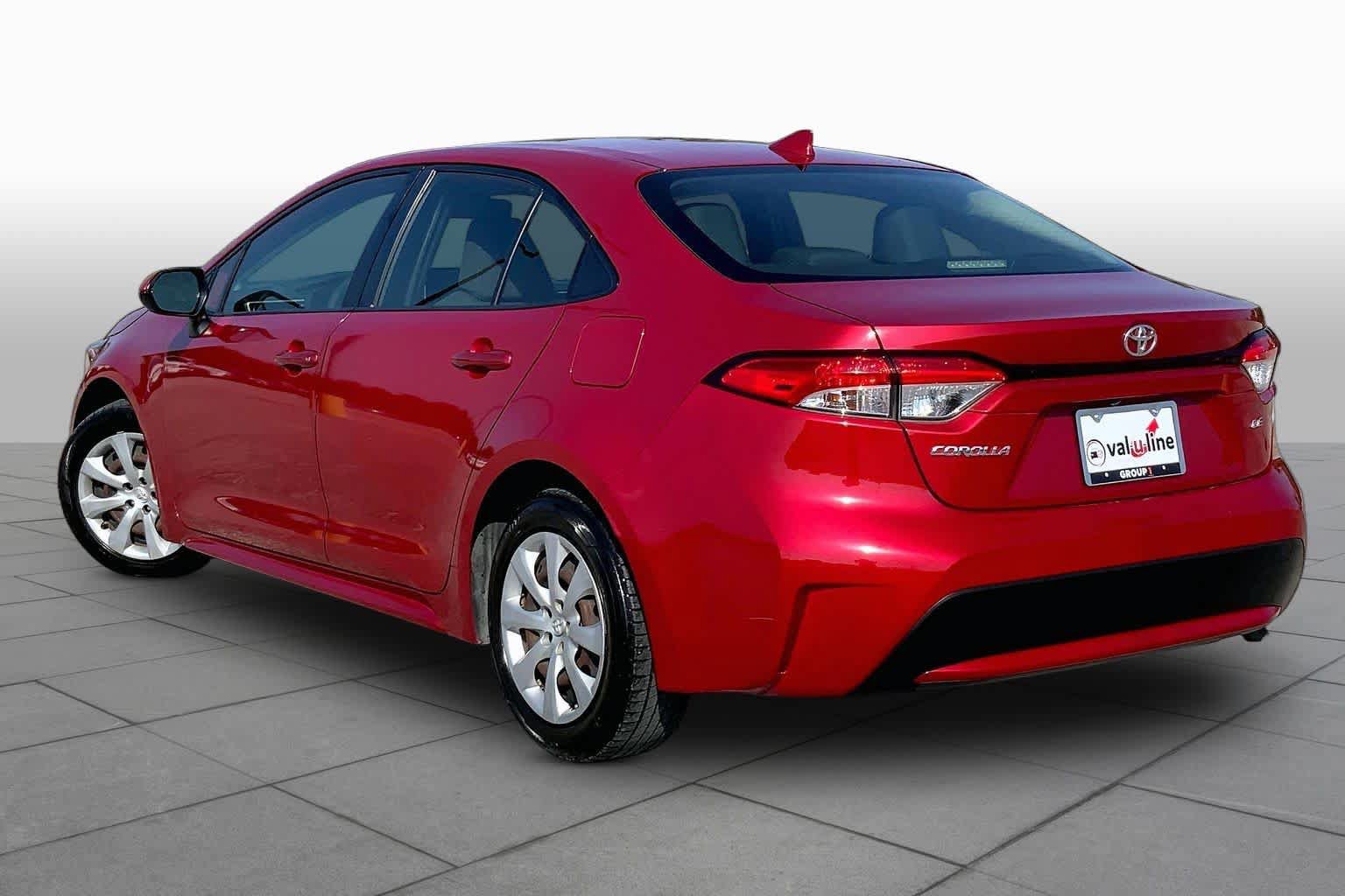 Used 2020 Toyota Corolla LE FWD image 12