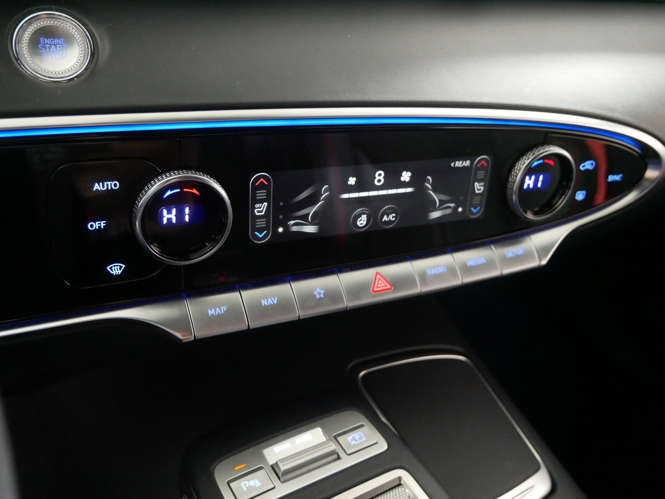 Used 2024 Genesis GV70 3.5T Sport image 23