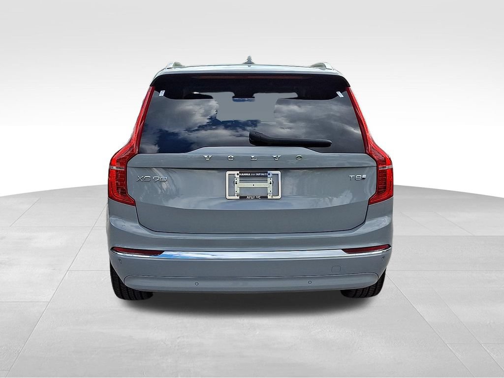 Used 2025 Volvo XC90 T8 Core w/ Protection Package AWD/4WD image 5
